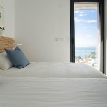 Modern Sea Front East Wind Apartment Аликанте Екстериор снимка