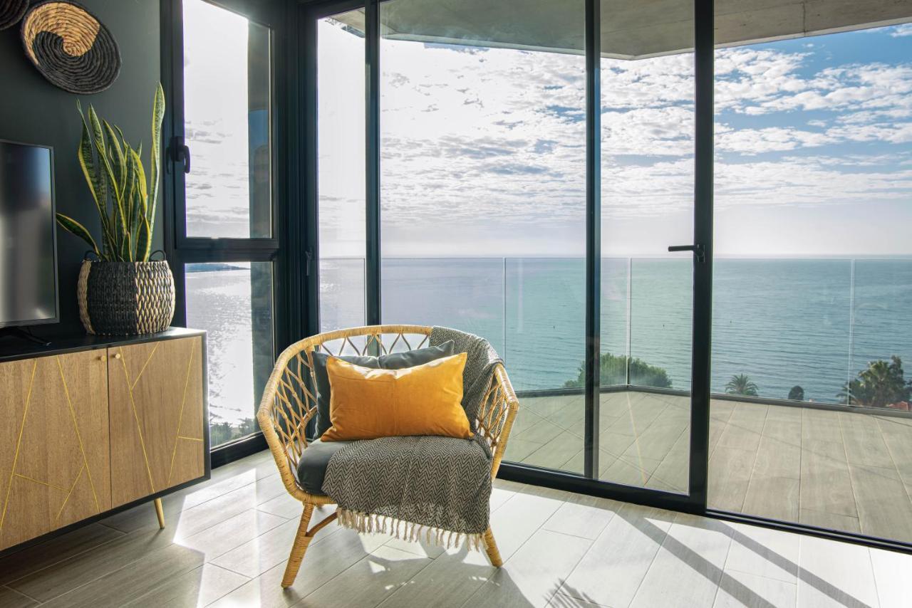 Modern Sea Front East Wind Apartment Аликанте Екстериор снимка