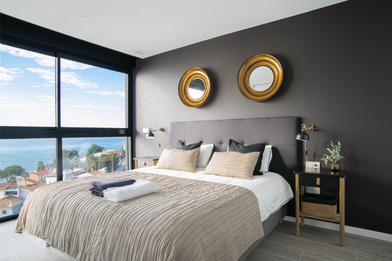 Modern Sea Front East Wind Apartment Аликанте Екстериор снимка