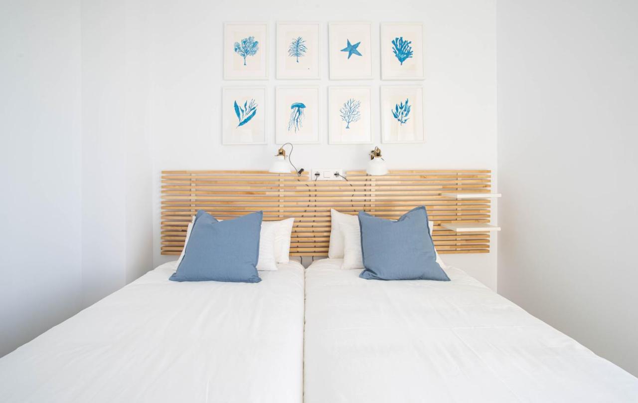 Modern Sea Front East Wind Apartment Аликанте Екстериор снимка